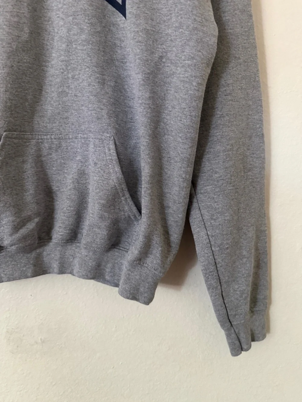 Gildan VAIL Gray Pullover Hoodie Sz YXL